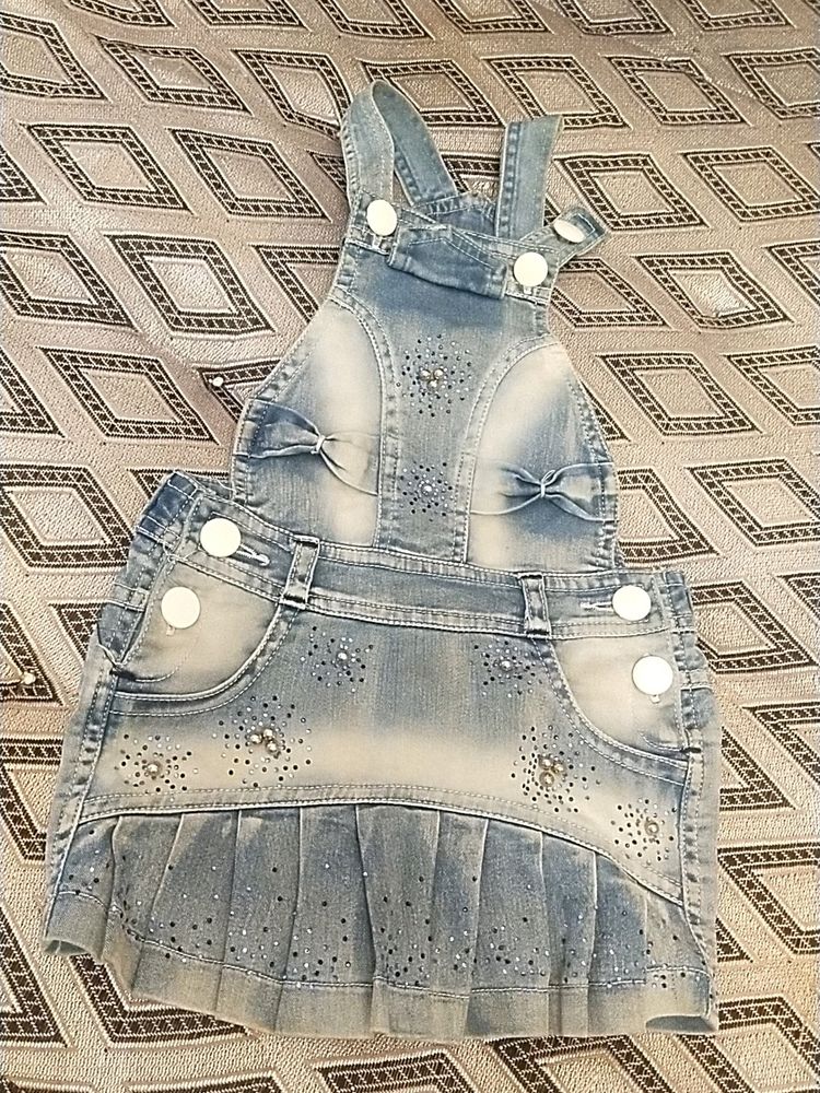 Dungaree