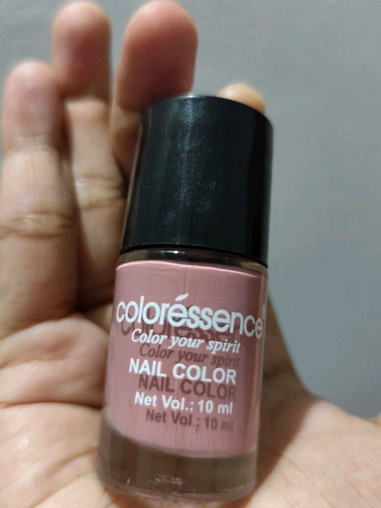 Color Essence Nail Polish