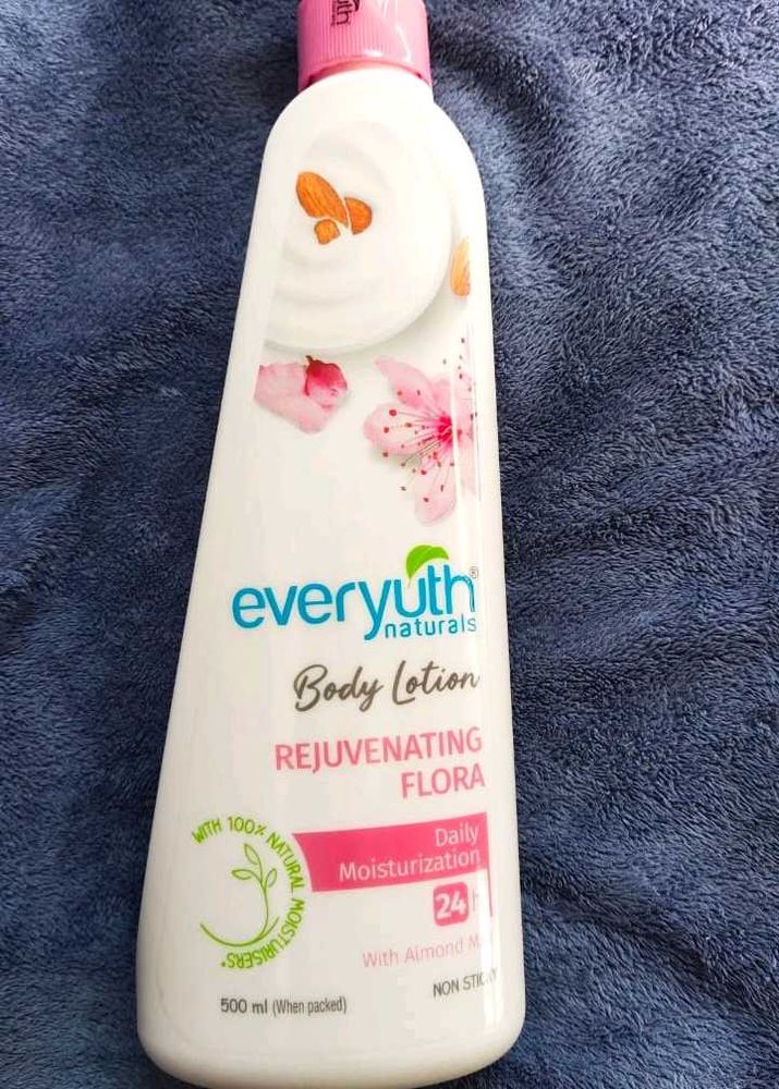 Everyuth Rejuvenating Body Lotion