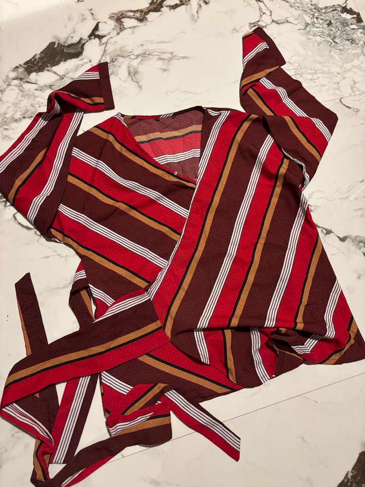 L Size Wrap Top