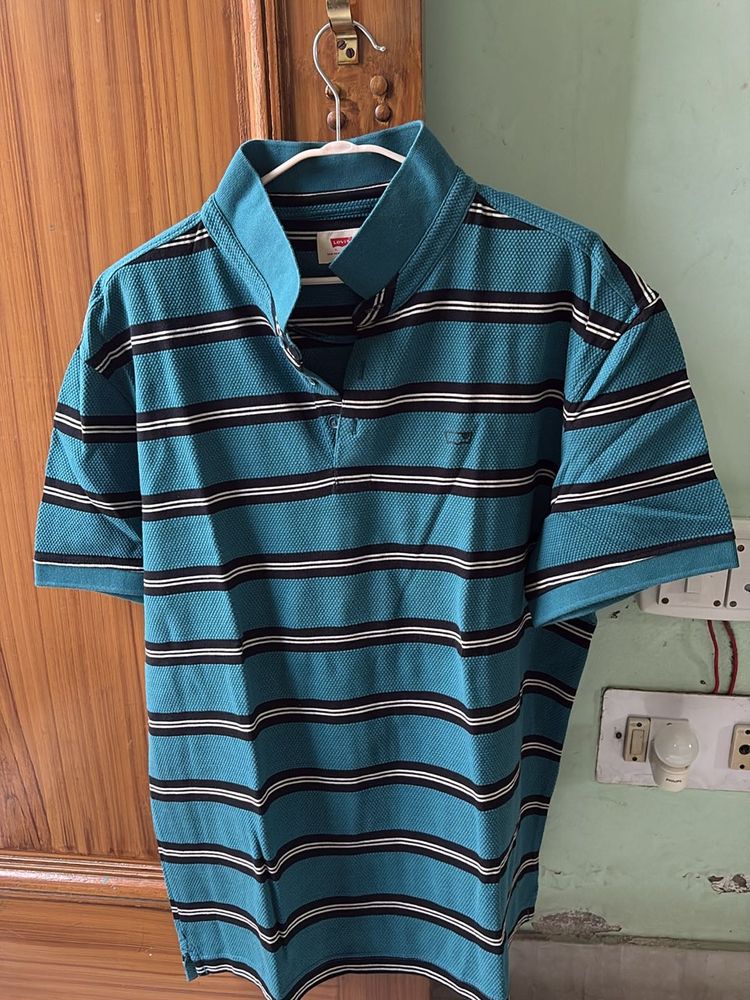 Levis Mens Polo Tshirt 44
