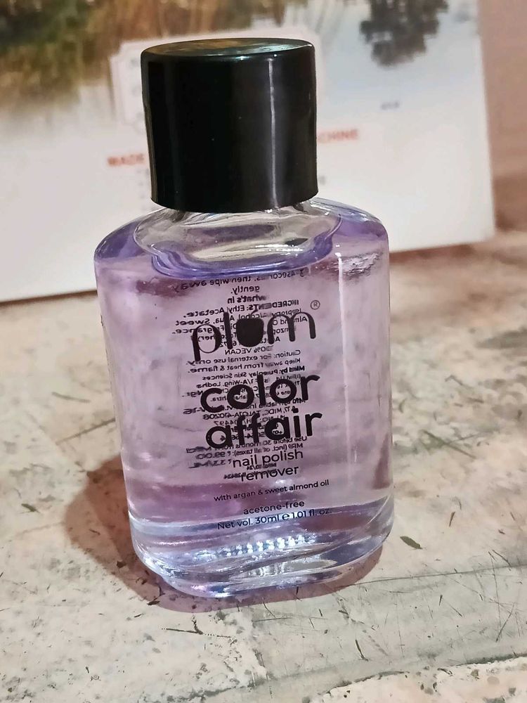 Plum Nail Paint Remover