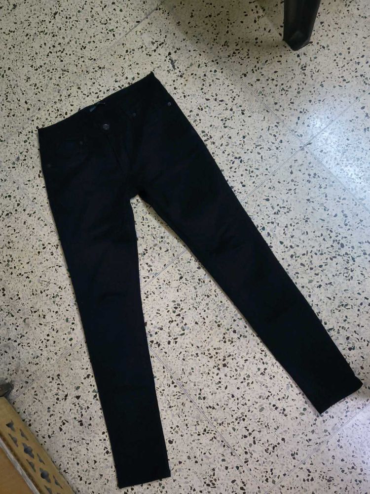 Slim Black Jeans