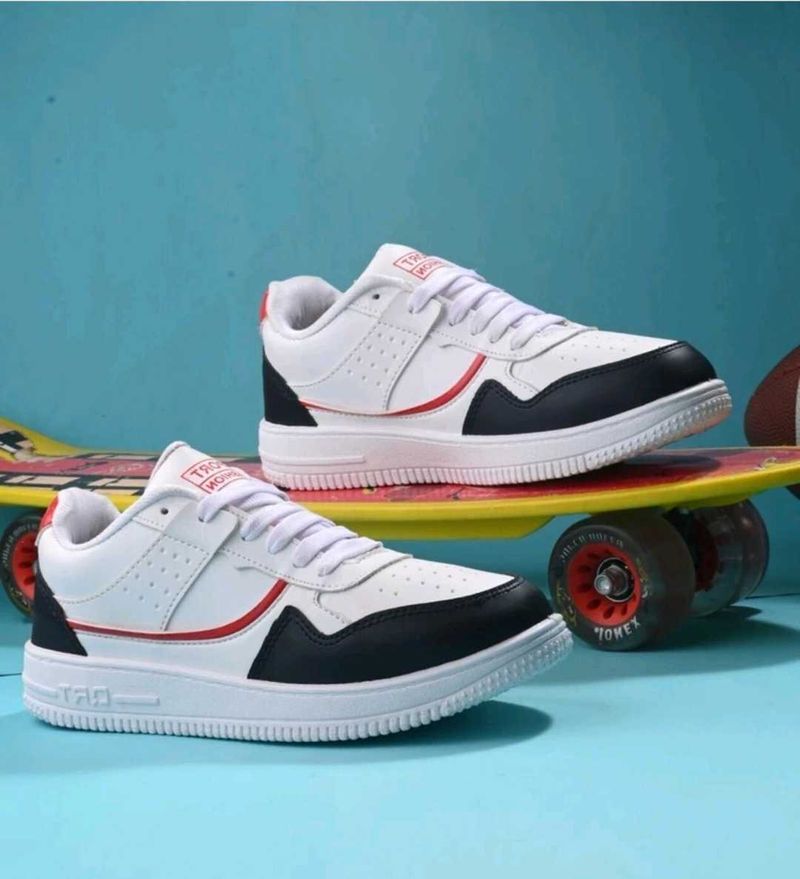 Trendy White &amp; Black Sneakers