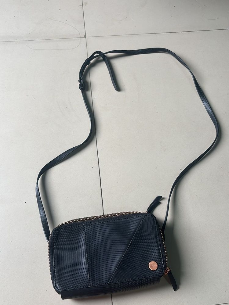 Calvin Klein Sling Bag