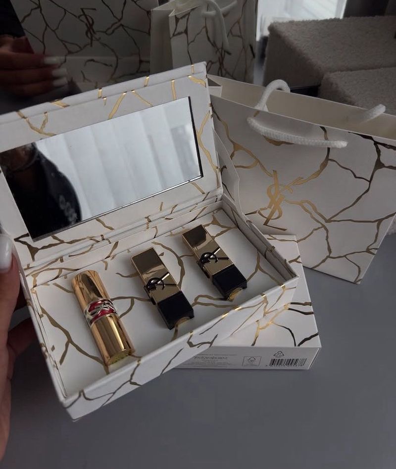 YSL LIPSTICK GIFT SET