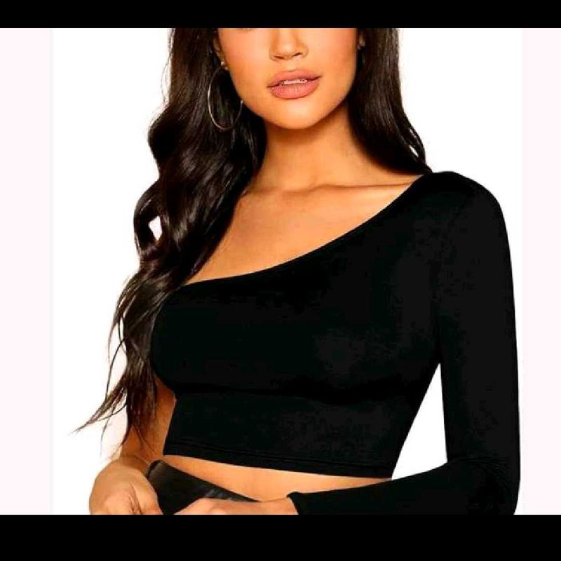 Black Crop top