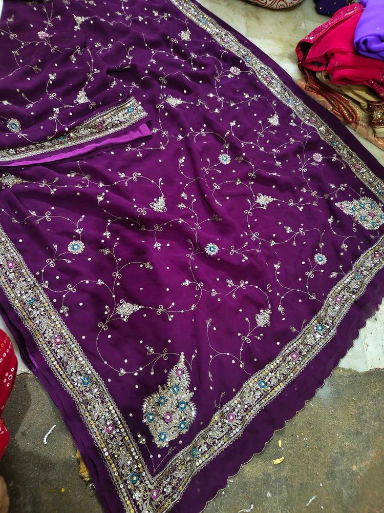 full aari an zardozi work Saree very beautiful 🤩