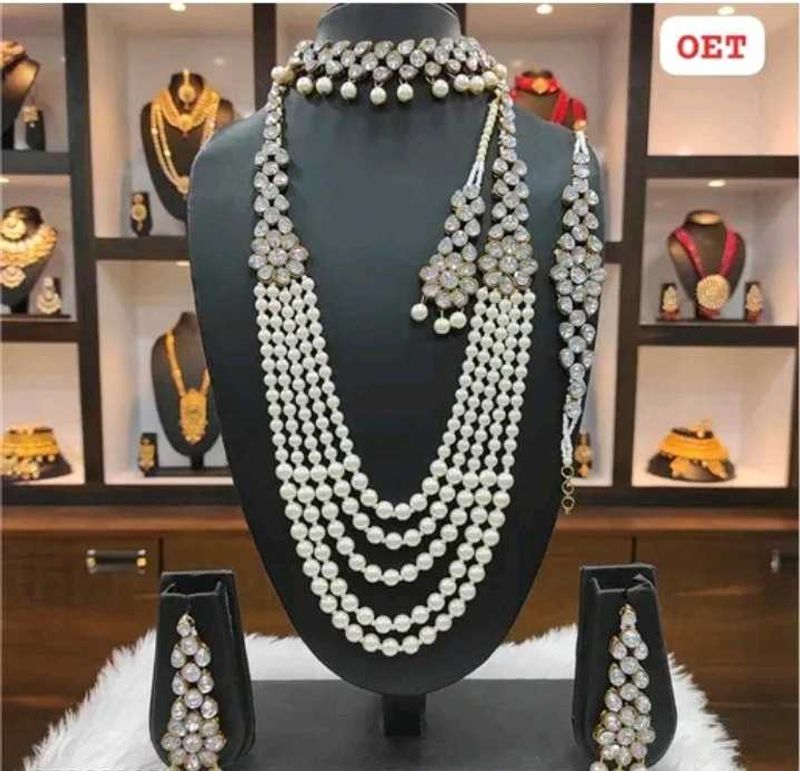 Elegant Pearl Necklace Set