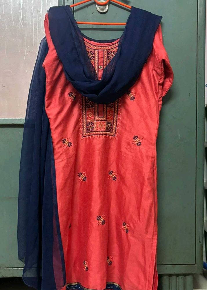 Embroidered Kurta Set