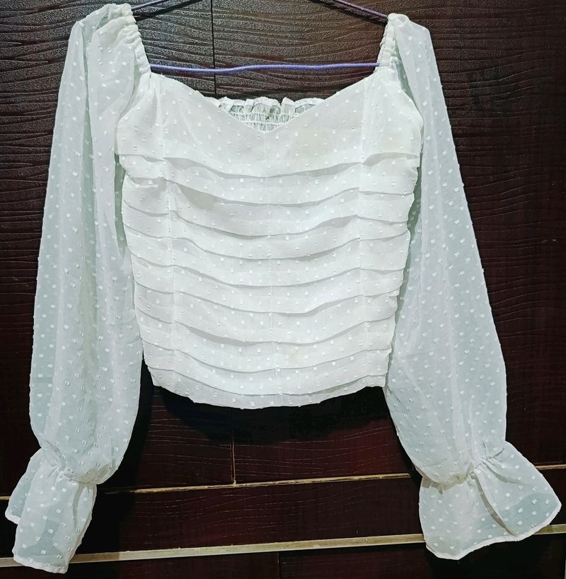 TRENDY FASHIONABLE GEORGETTE CROP TOP