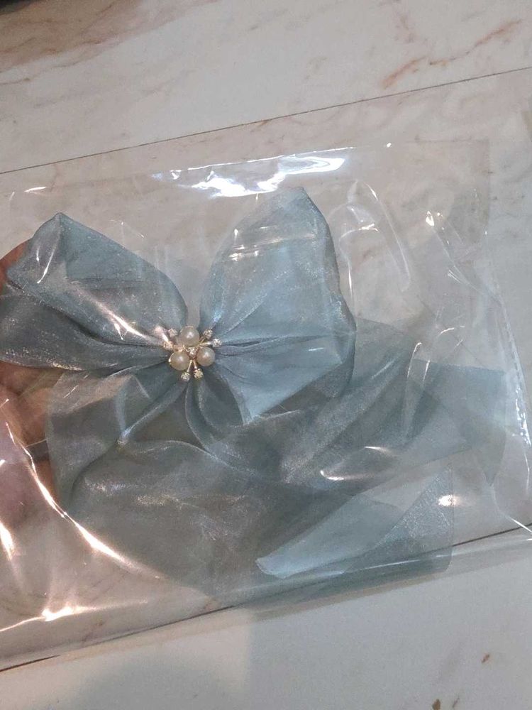 Cute Blue Bow Hair Clip