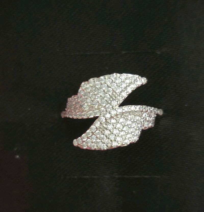 BrandNew 925 silver Butterfly Ring with zircon