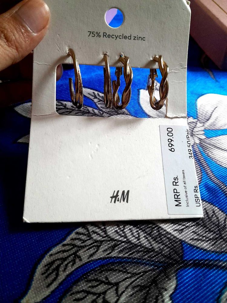 Earings