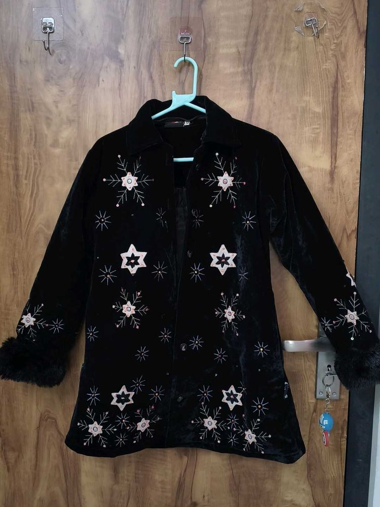 embroidered..fur detailed jacket