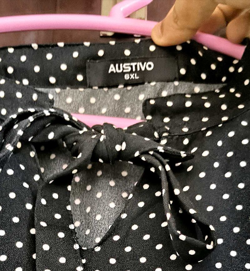 Austivo Women Graphic Print Top