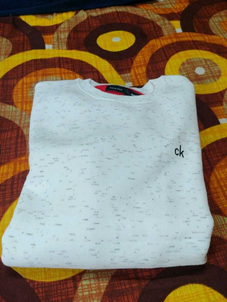 CK White Pullover