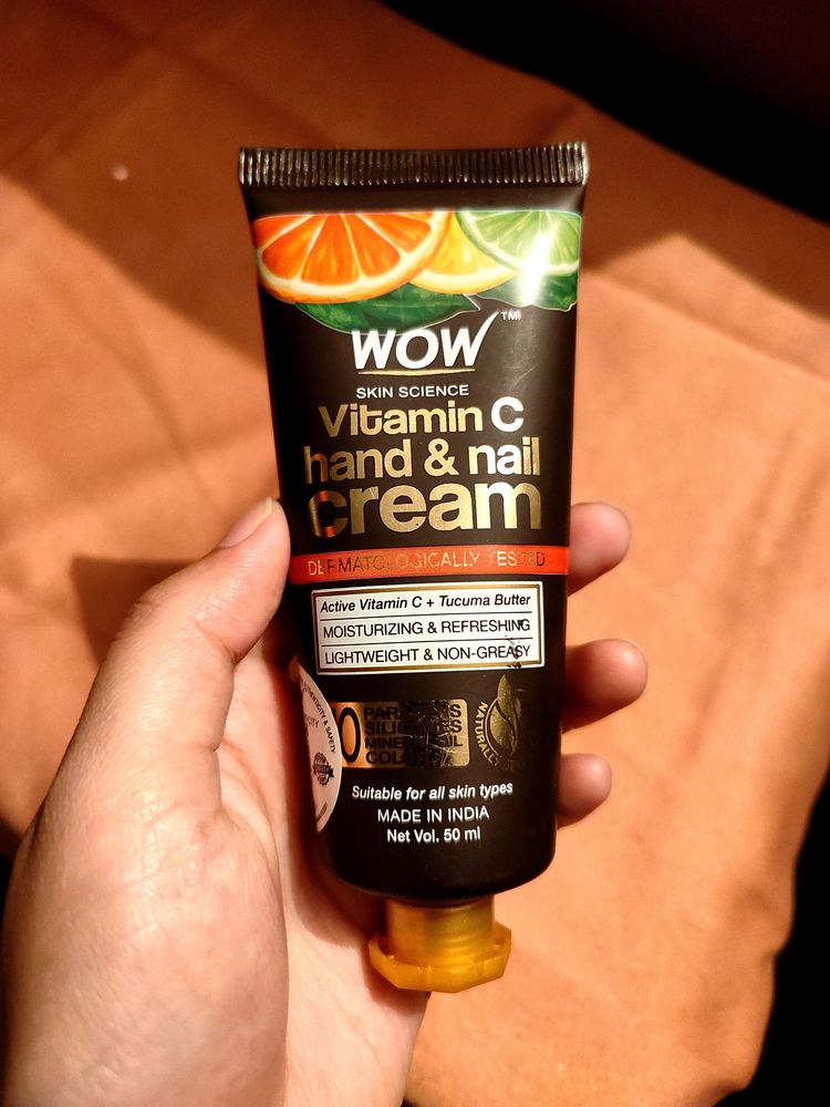 Wow Vitamin C Hand &amp; Nail Cream