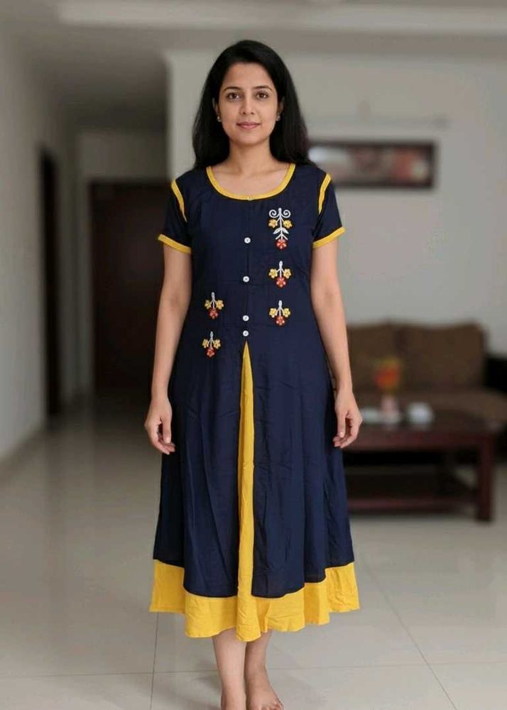 Elegant Black  &amp; Yellow Dress