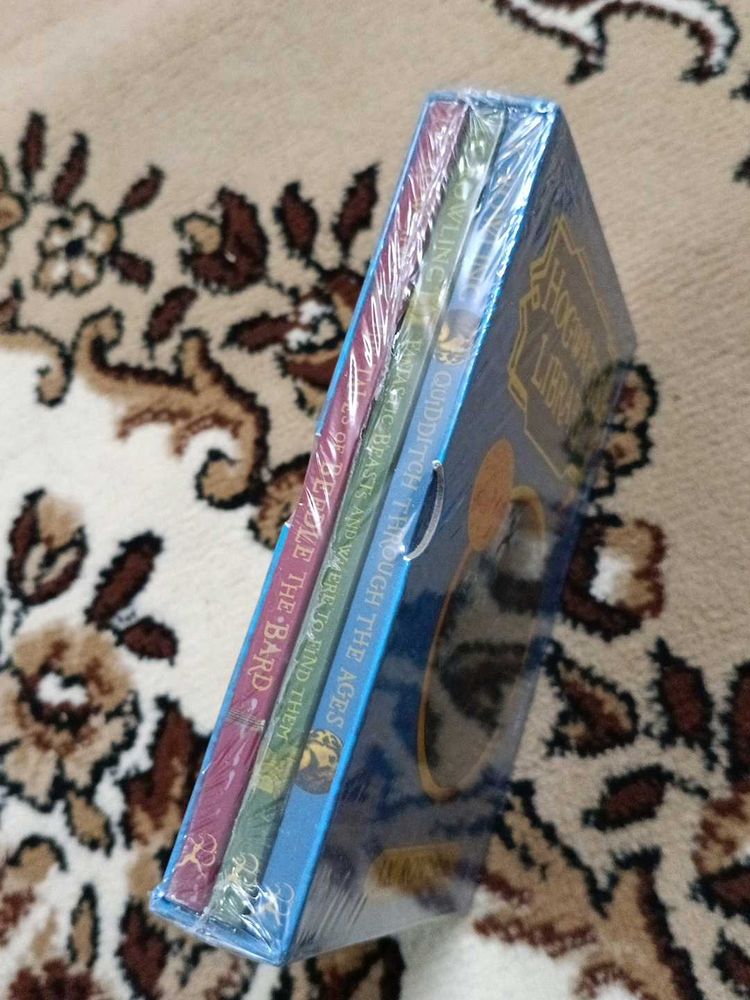 Hogwarts Library Book Set