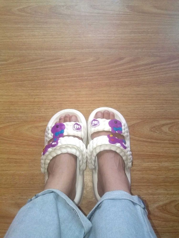 Cute Trendy Flip-flops