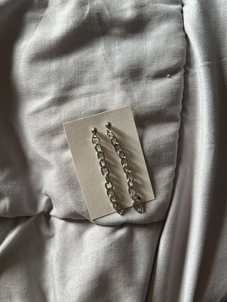 Emo Chain Drop Earrings