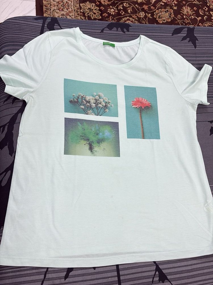 Floral Graphic T-Shirt