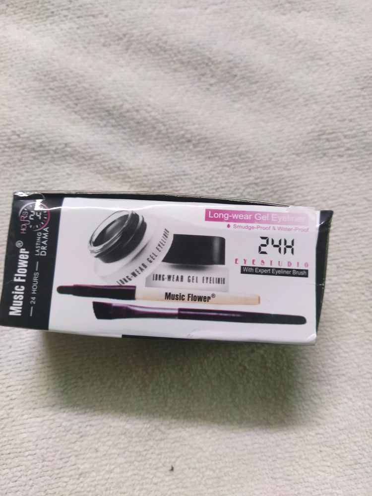 Music Flower Gel Eyeliner.