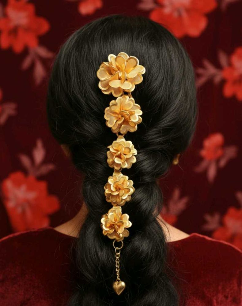 Golden Floral Hair Accessory