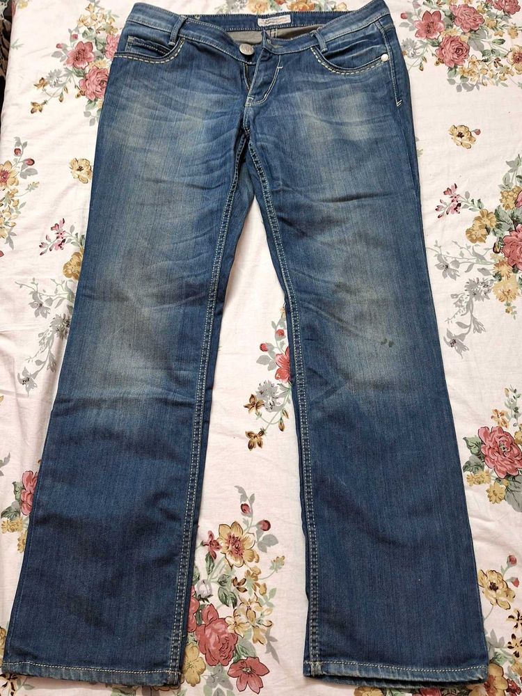 Lee Leola Low Rise Flared Jeans Size 32