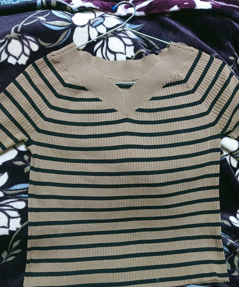 Nude Stripes Top🎀
