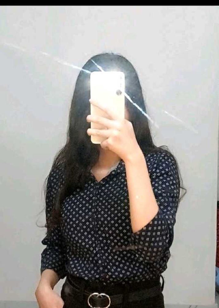Patterned Button-down Shirt
