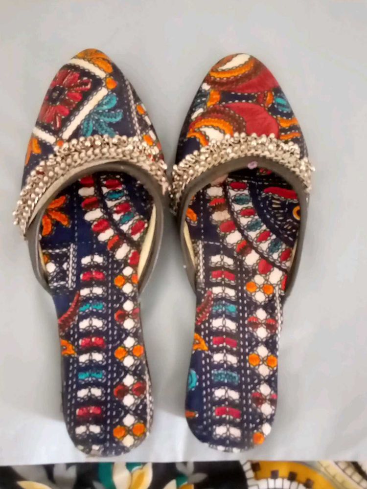 Ethnic Print Flats