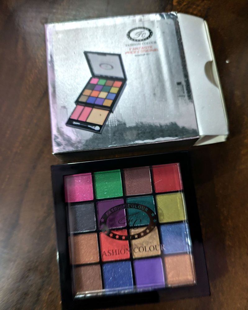 Brand New Makeup Kit..