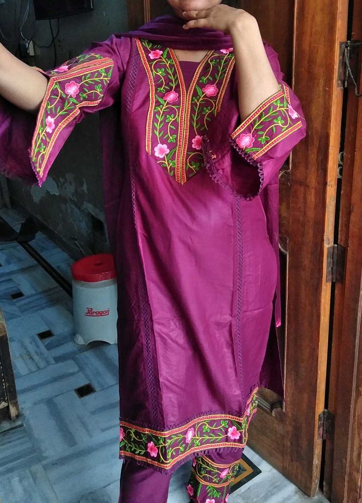 Pakistani Style Kurta Set