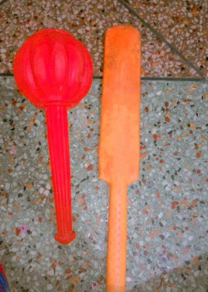 (Hanuman Ji Gada &amp; Plastic Cricket )Combo For Kids