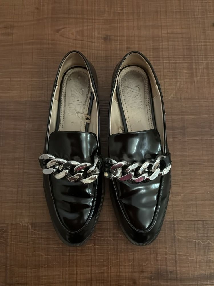 Zara Chain Loafers