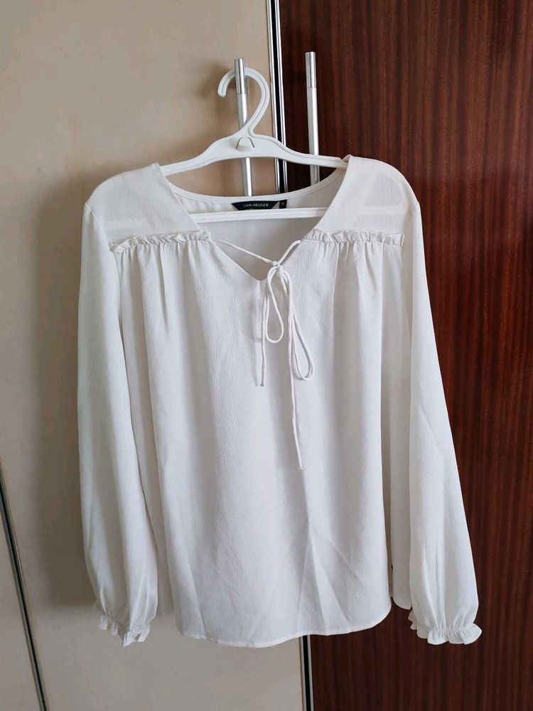 White T Shirt For Women By Van Huesen