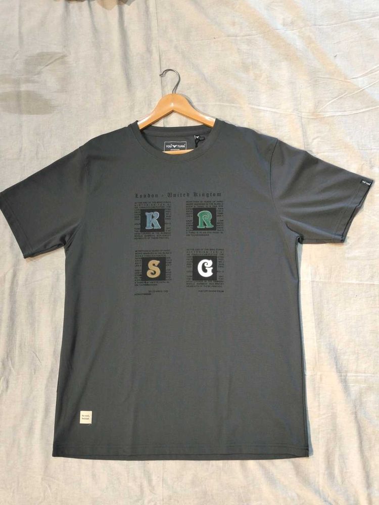 You Turn Grey Graphic T Shirt