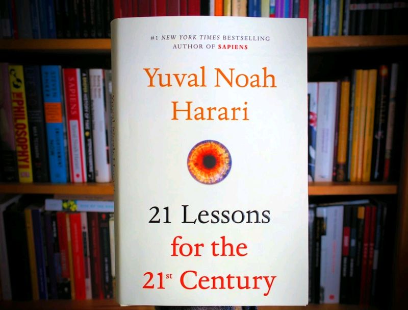 🆕️ Homo Sapiens Book By Yual Noah Harari Paperbac