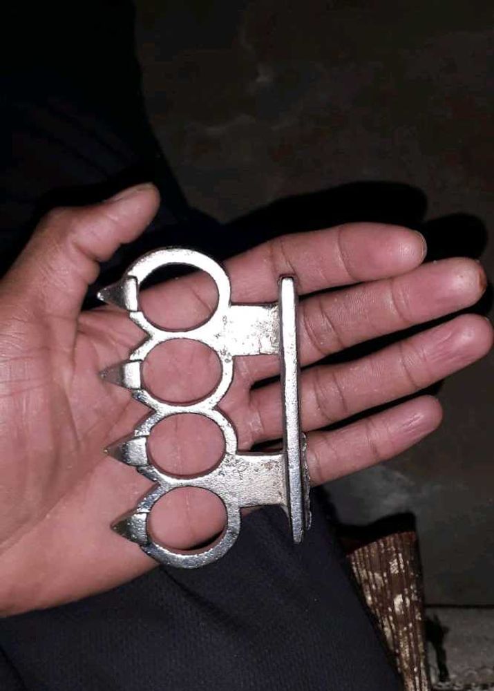 Metal Knuckle Duster Punch