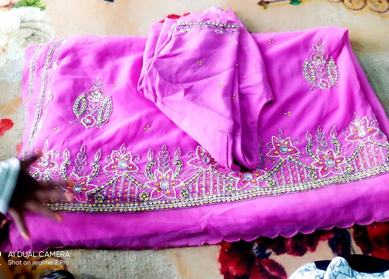 Georgette Saree With Reshmi Thread Work..