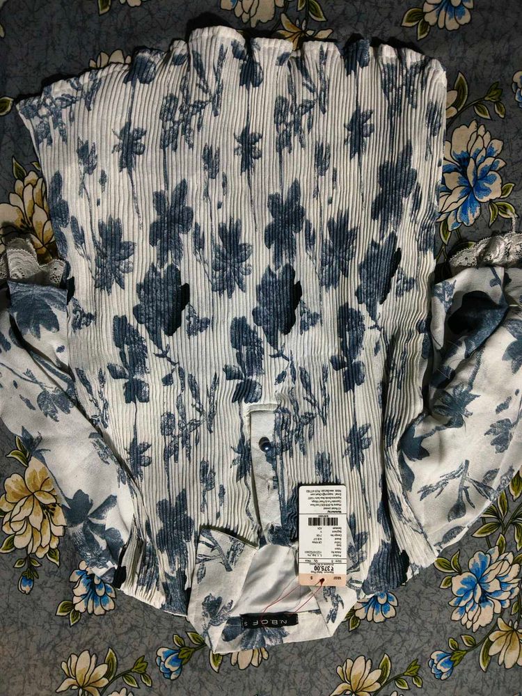 Aesthetic Tee