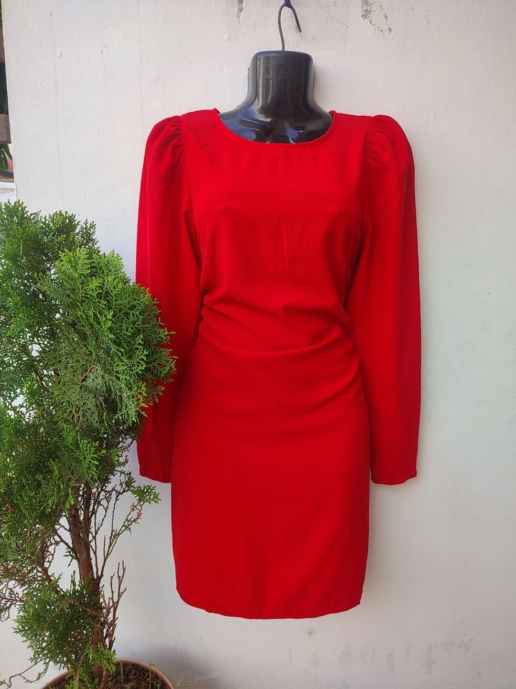 H&amp;M Beautiful Puff Sleeve Red Dress (NEW WITHOUT T