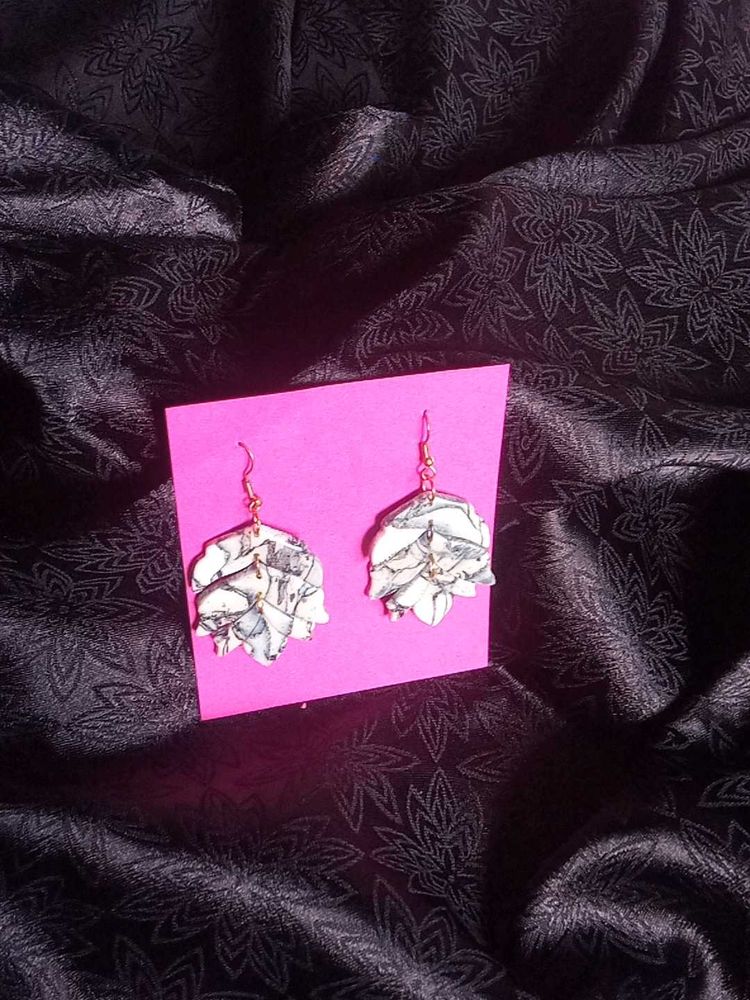 Leaf Print Dangle Earrings