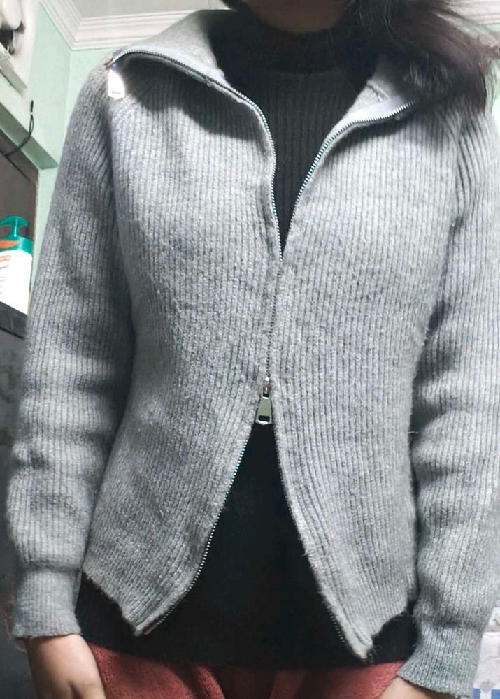 Gray Zip-Up Knit Sweater