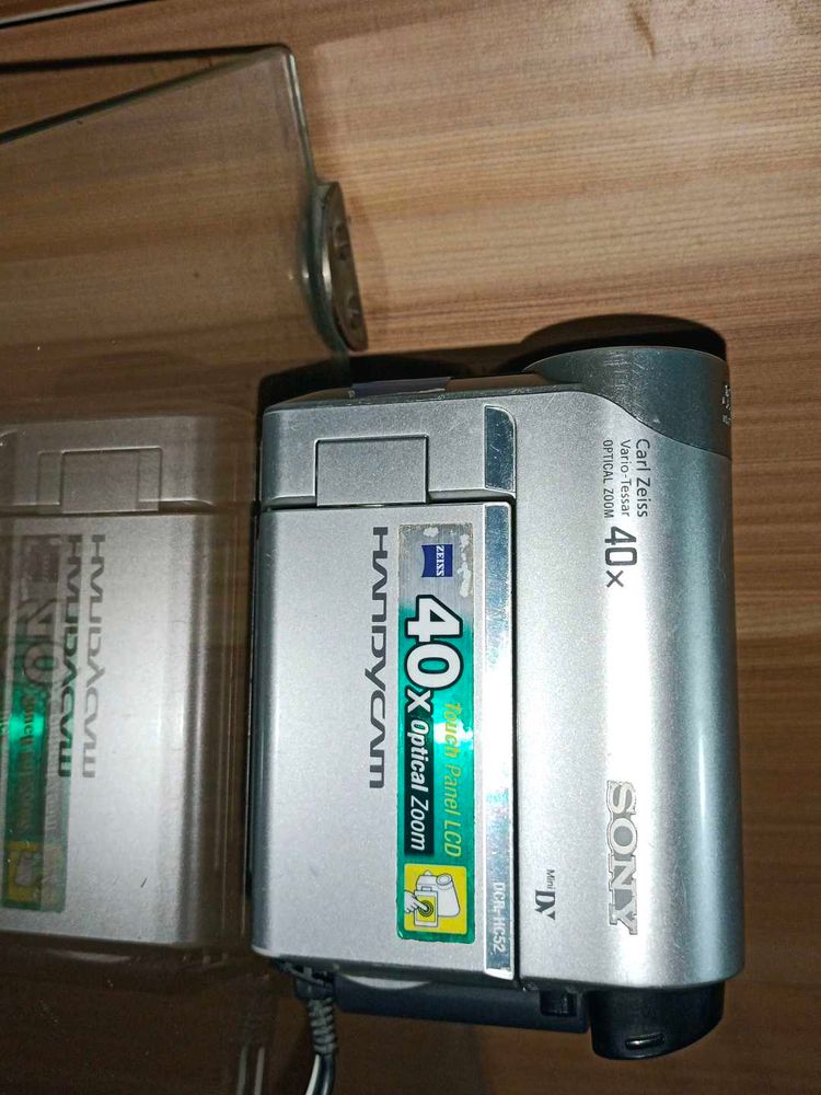 Sony DCR HC-52 MiniDV Handycam