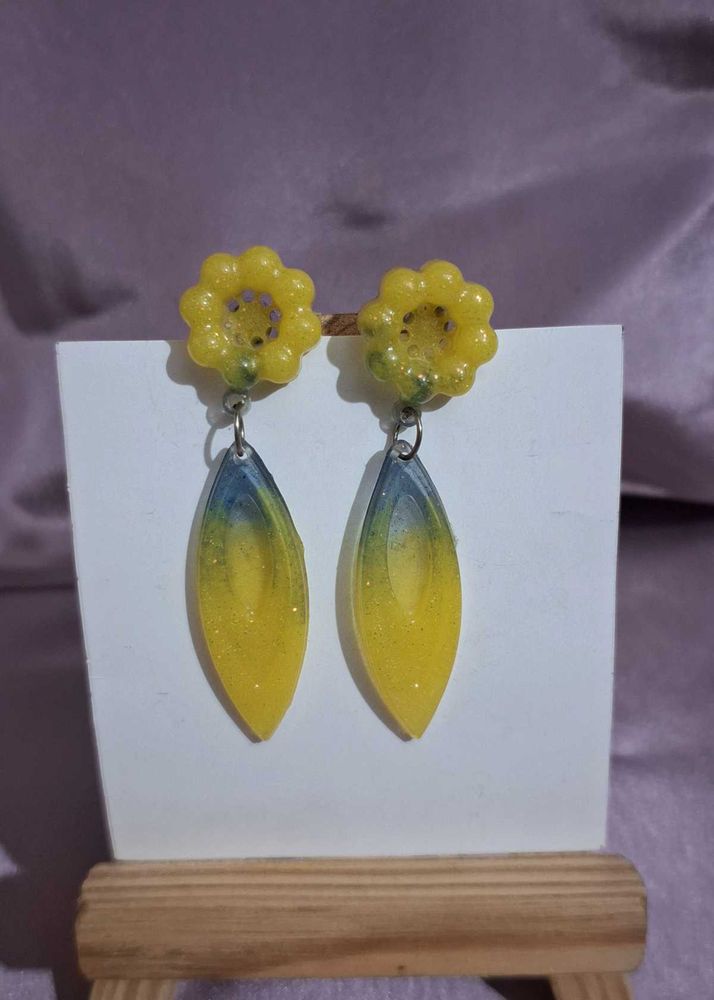 Floral Drop Earrings | Handmade Resin stud earring