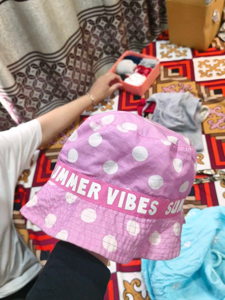 Summer Vibes Bucket Hat