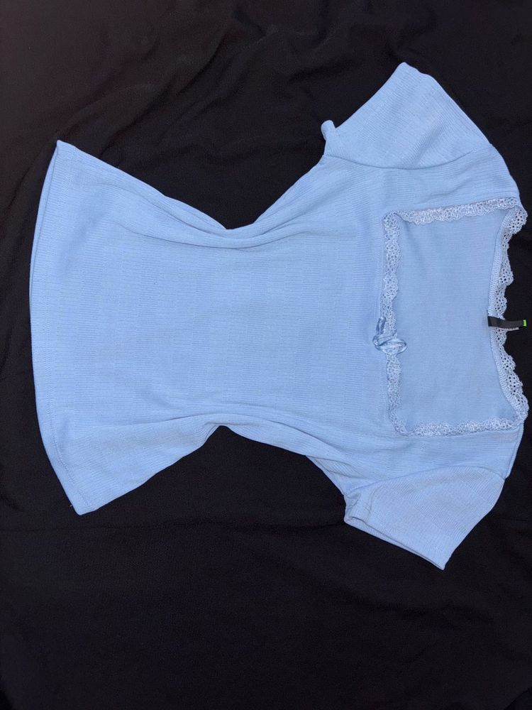 Light Blue Lace Trim Top.SIZE-30-36